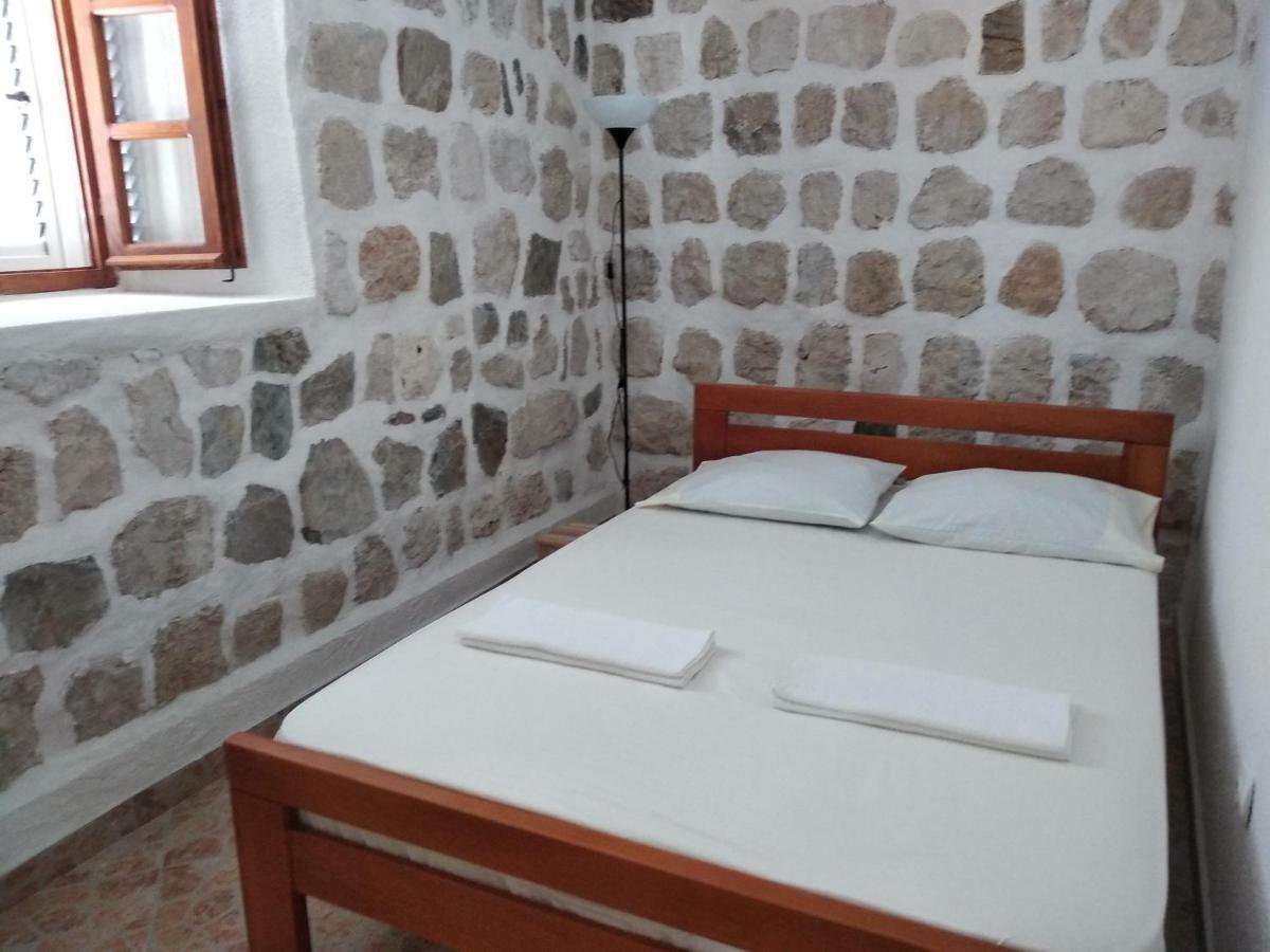 Old House Perast 아파트 외부 사진