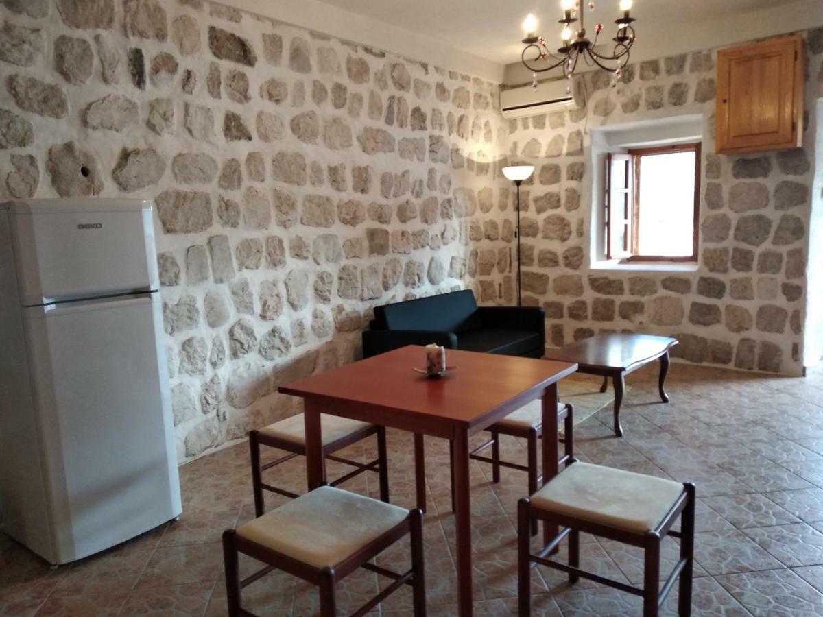 Old House Perast 아파트 외부 사진